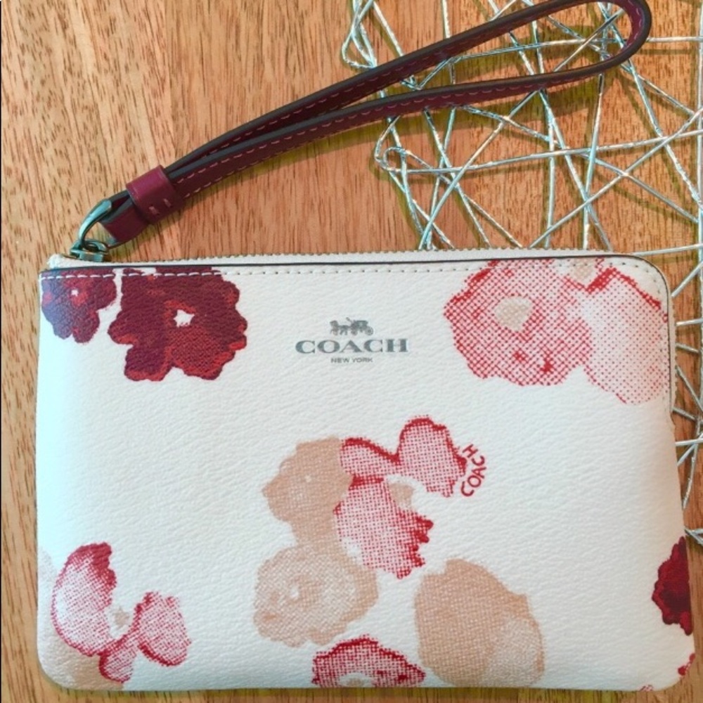Coach Wristlet Red/White Floral Brand NEW